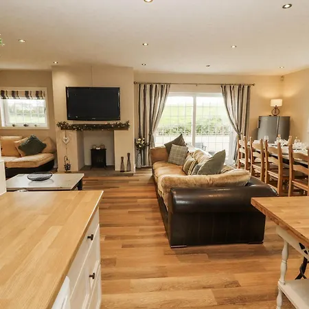 White Gables Great Clifton