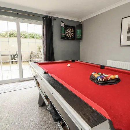 White Gables Holiday home