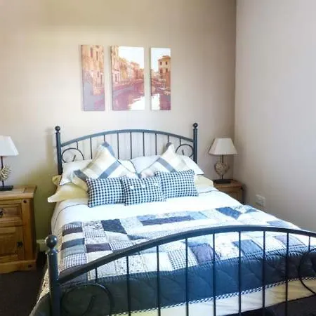 White Gables Holiday home Great Clifton