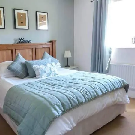 White Gables * Great Clifton